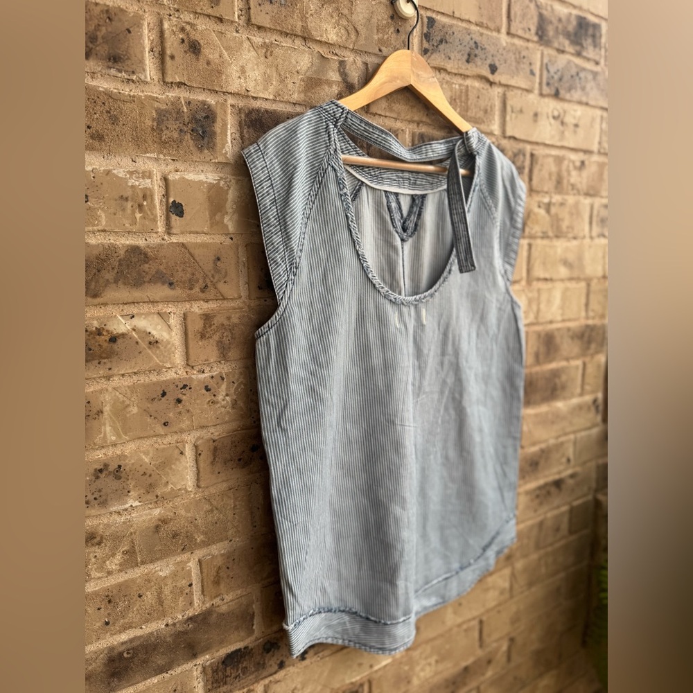 Free People We The Free Madison Railroad Stripe Tunic Top size Xs - Picture 9 of 12